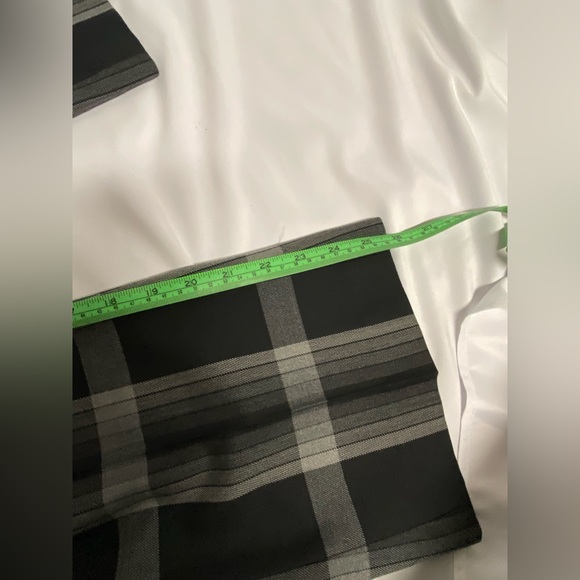 Alexander McQueen Grey Plaid Pants - Picture 5 of 5